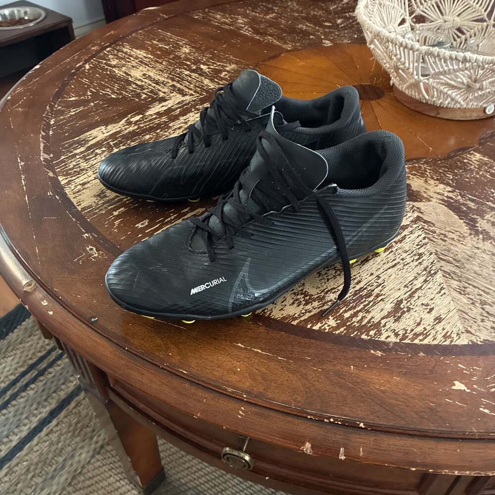 Nike Mercurial Vapor 15 Club FG MG Black Soccer Cleats